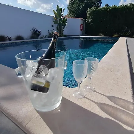 Modern Near The Sea And Town Centre Villa *